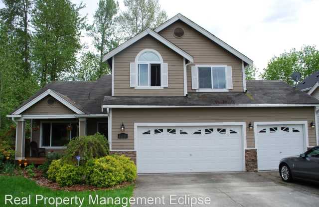 22118 14th Ave W - 22118 14th Avenue West, Bothell West, WA 98021