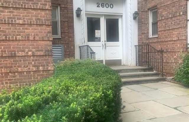 2600 Henry Hudson Pkwy E photos photos