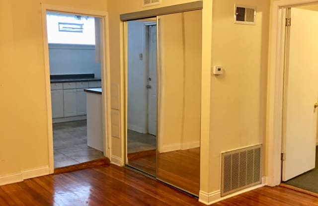 3316 N Southport, 1R - 3316 North Southport Avenue, Chicago, IL 60657