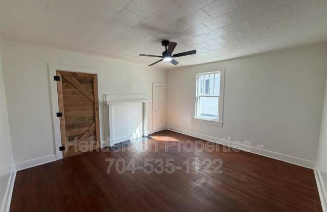 232 Maple St Gallery 3