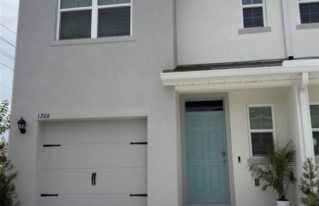 1206 BALSAM Drive Gallery 2
