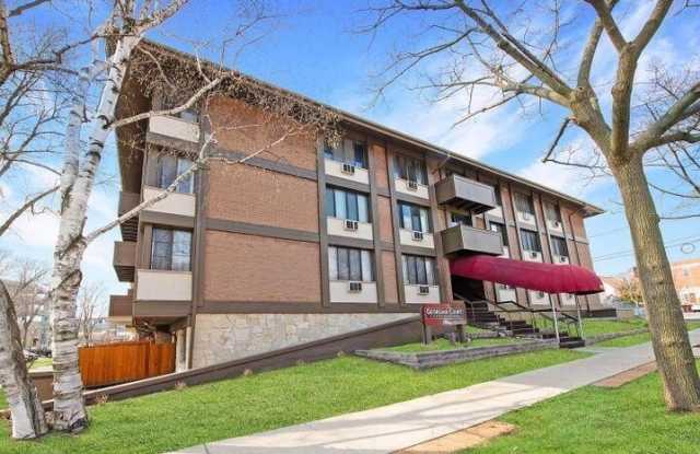 2025 E Greenwich Ave photos photos