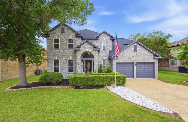18143 SUMMER KNOLL DR Gallery 2