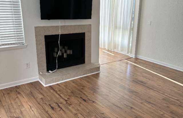 Prime Mt. Pleasant Condo Living! photos photos