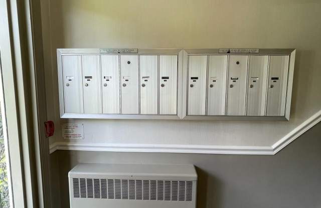 10506 WEYMOUTH STREET photos photos
