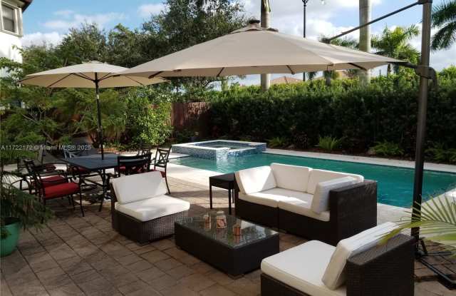 2730 Northeast 1st Street - 2730 Northeast 1st Street, Homestead, FL 33033