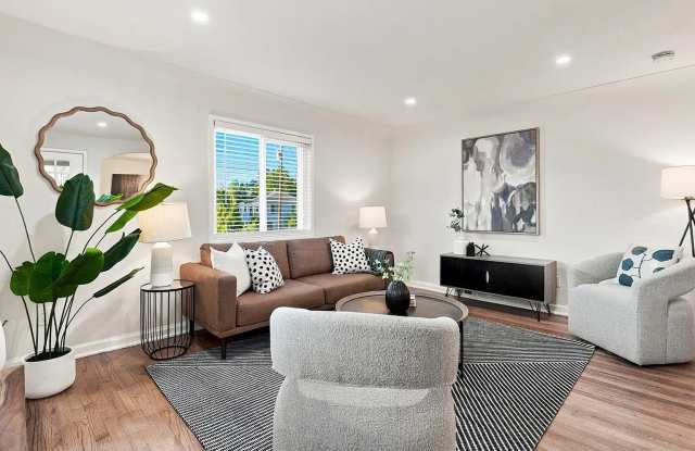 5390 Primrose Lane Gallery 4