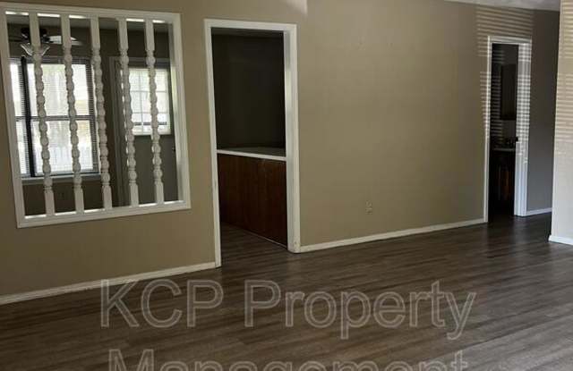 9418 Bryn Mawr Circle Gallery 4