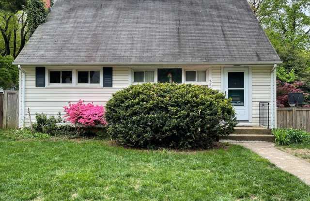 5806 9TH RD N - 5806 9th Road North, Arlington, VA 22205