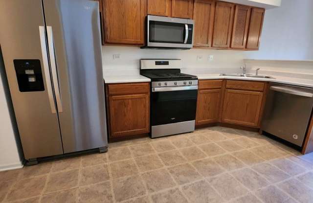 1016 Parkhill Circle Gallery 2