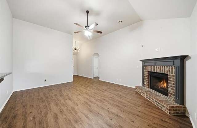 13328 S 21st Place Gallery 2
