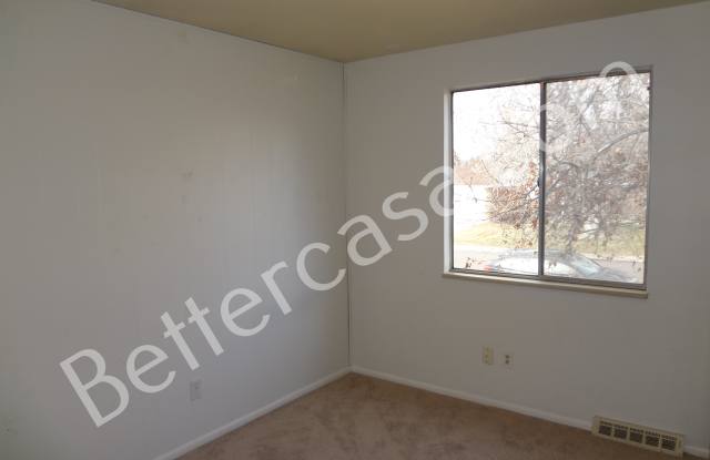 7070 E Wyoming Pl Gallery 2