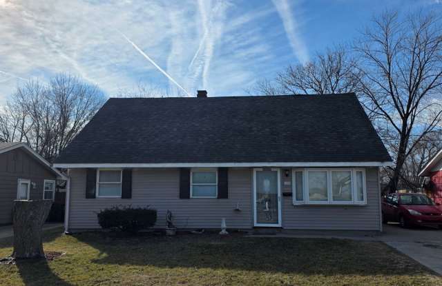 4 bedroom, 2 Bath...YES PLEASE!!!!! photos photos
