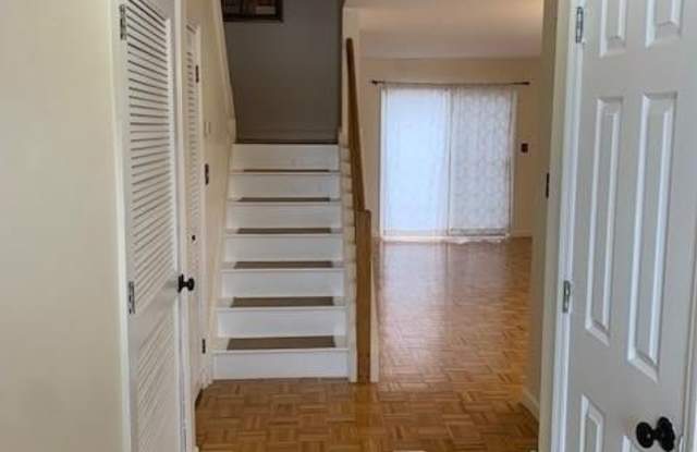 35 Nancy Court photos photos