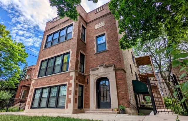 4011 N Avers Ave photos photos