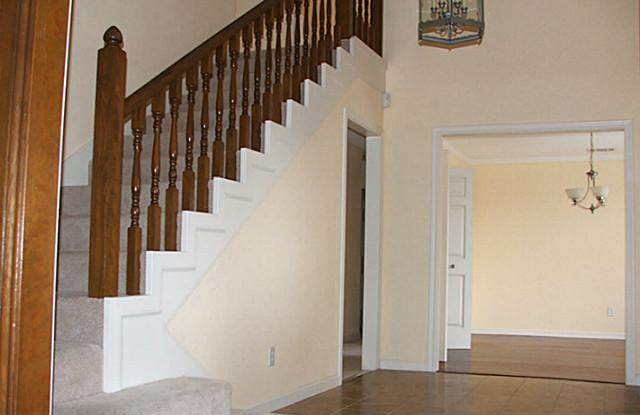 3201 Salinas Court Gallery 2