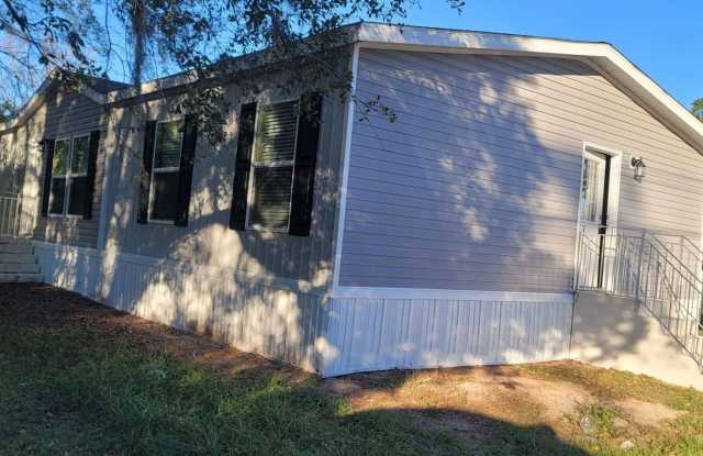 Nearly New Marietta Manufactured Home photos photos