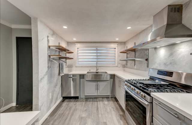 7765 Saranac Place, Unit 36 - 7765 Saranac Place, La Mesa, CA 91942