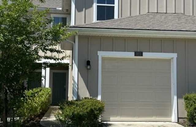 921 Capitol Parkway photos photos