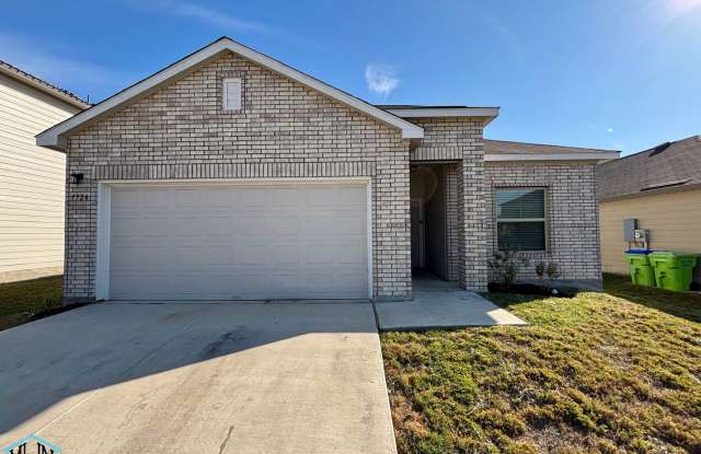 Captivating 4-bed, 3-bath rental property located conveniently off 1604 S. and Hwy 90 West! - 7724 Toledo Bend, Bexar County, TX 78252