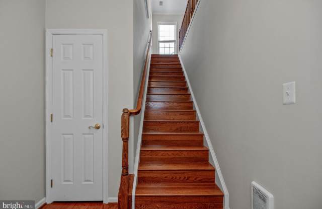 4619 HUMMINGBIRD Lane Gallery 4