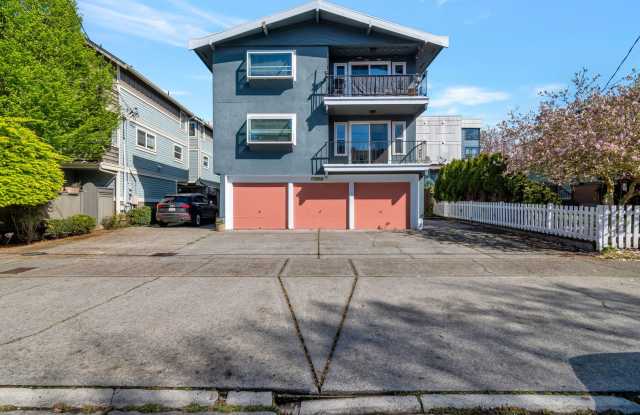 Prime Ballard location, small building Gallery 1