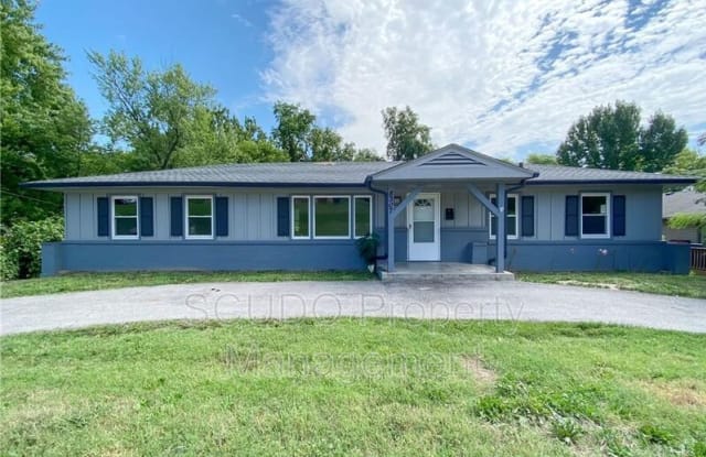 8307 Holmes Road - 8307 Holmes Road, Kansas City, MO 64131
