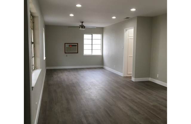 8036 Cantaloupe Avenue Gallery 2