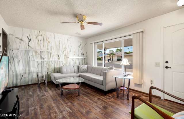 12543 W PARKWOOD Drive Gallery 3