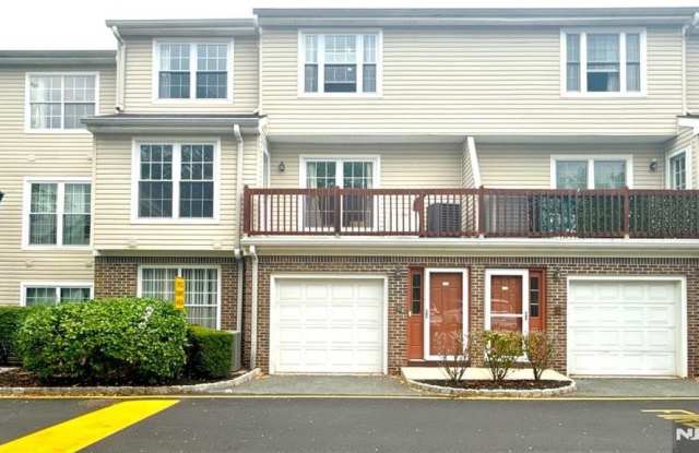 1476 Westgate Drive 5204 - 1476 Westgate Drive, Fort Lee, NJ 07024