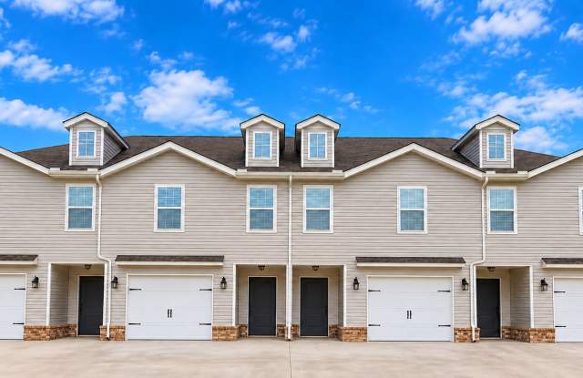 Haden Holly Station 3 Bed Townhomes & Duplexes for Lease! Gallery 2