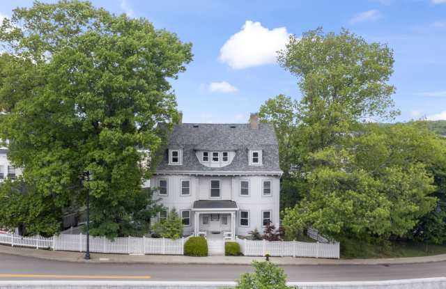 388 Arborway - 2 photos photos
