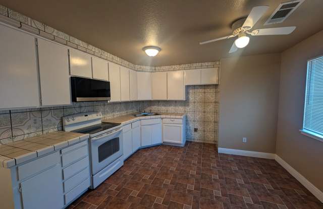 Great Charming 4 bedroom photos photos