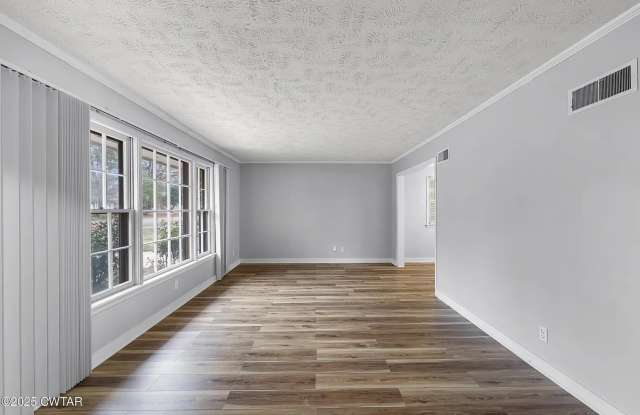 105 Montclair!!! Gallery 4