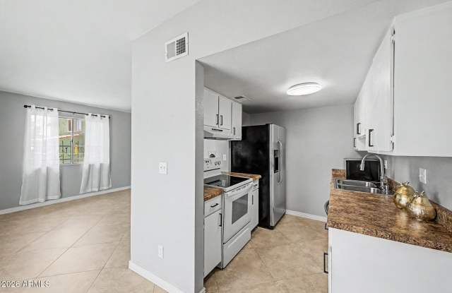 803 E COCHISE Drive Gallery 4