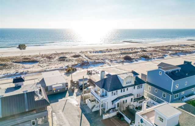 23 Troy Avenue unit: 1St Fl photos photos