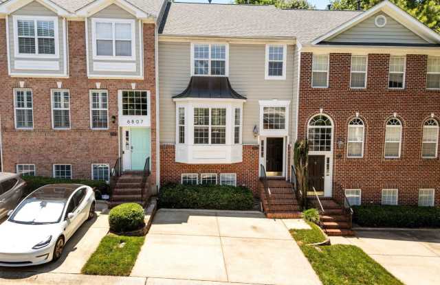 6809 Middleboro Drive Gallery 2