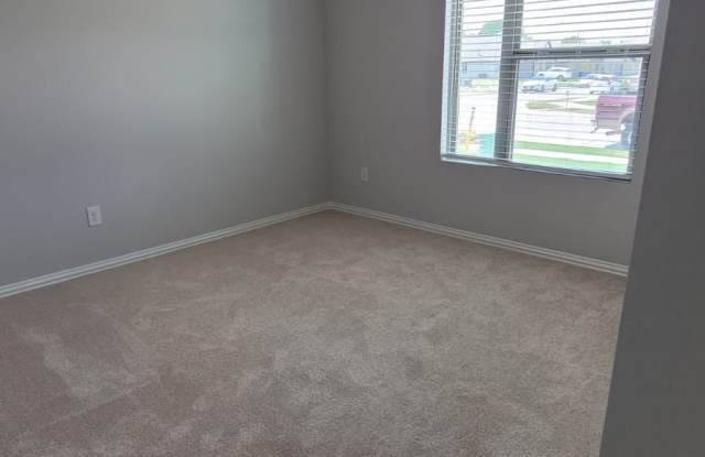 1919 Rolling Ridge Drive Gallery 3