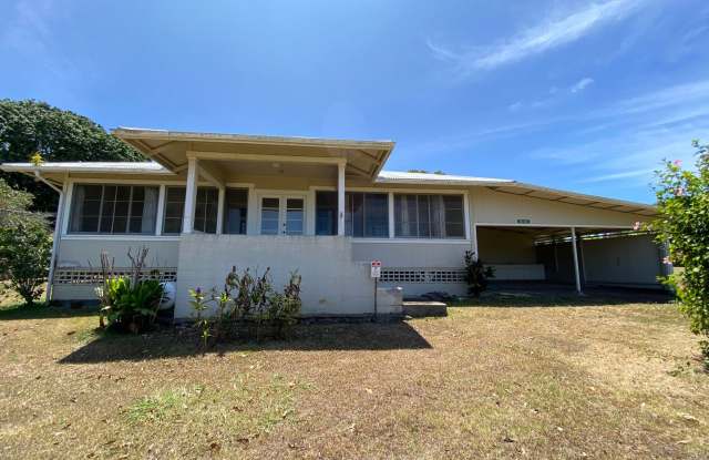 Furnished Plantation Home with 3 Bedrooms, 2 Bath large enclosed porch on almost 2 acres with ocean view photos photos