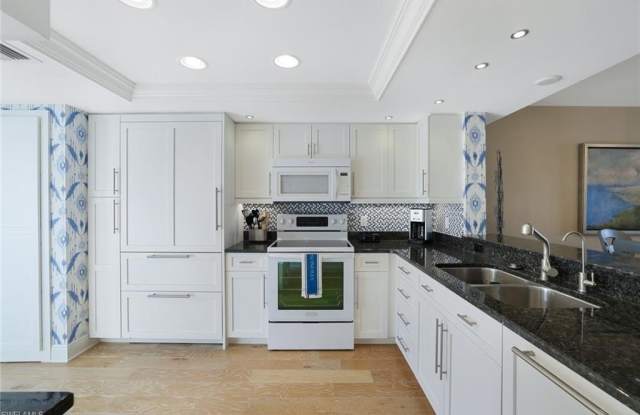 355 Park Shore Dr Gallery 4