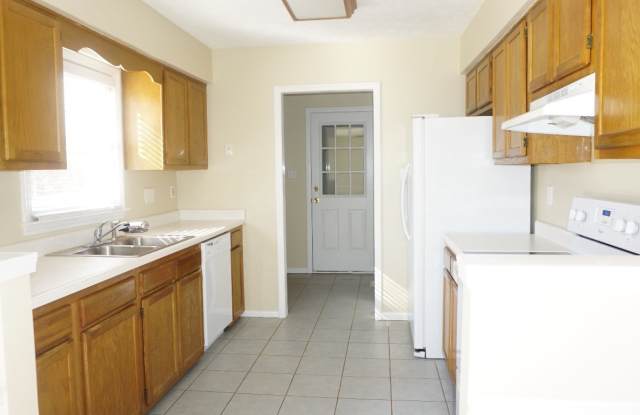 6887 Big Wood Dr ~ Cliffdale West Gallery 4