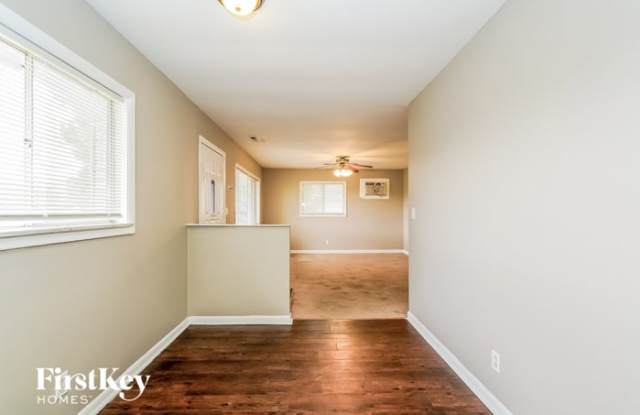 10408 Bradbury Drive Gallery 4