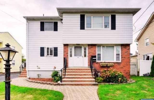 152 William Avenue photos photos