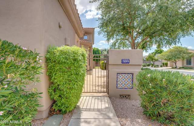 7855 E DESERT COVE Avenue Gallery 4