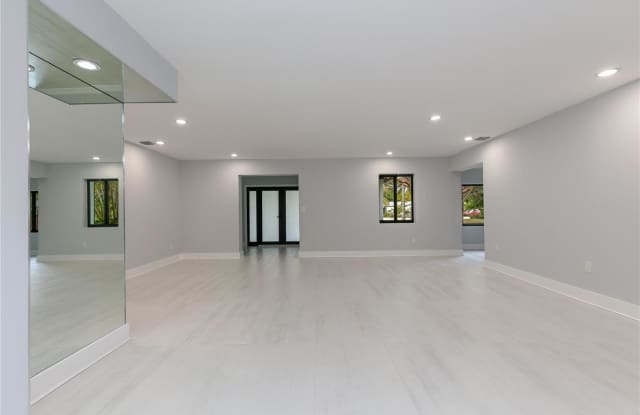 13401 Southwest 83rd Avenue Gallery 3