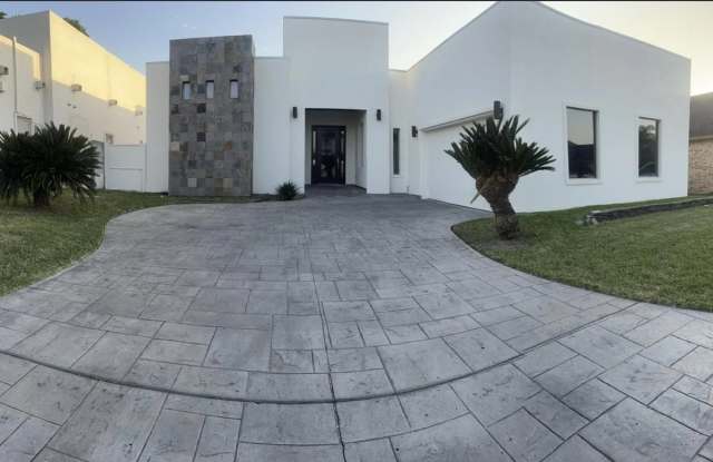 1906 Sebastian Drive Gallery 2
