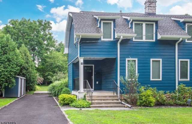 38 Buttonwood Rd Gallery 1