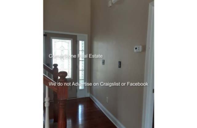 190 Trenton Place Gallery 3