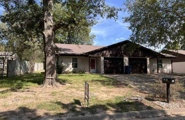 309 Laird Ln photos photos