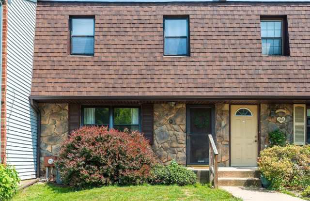 564 COVENTRY Lane photos photos